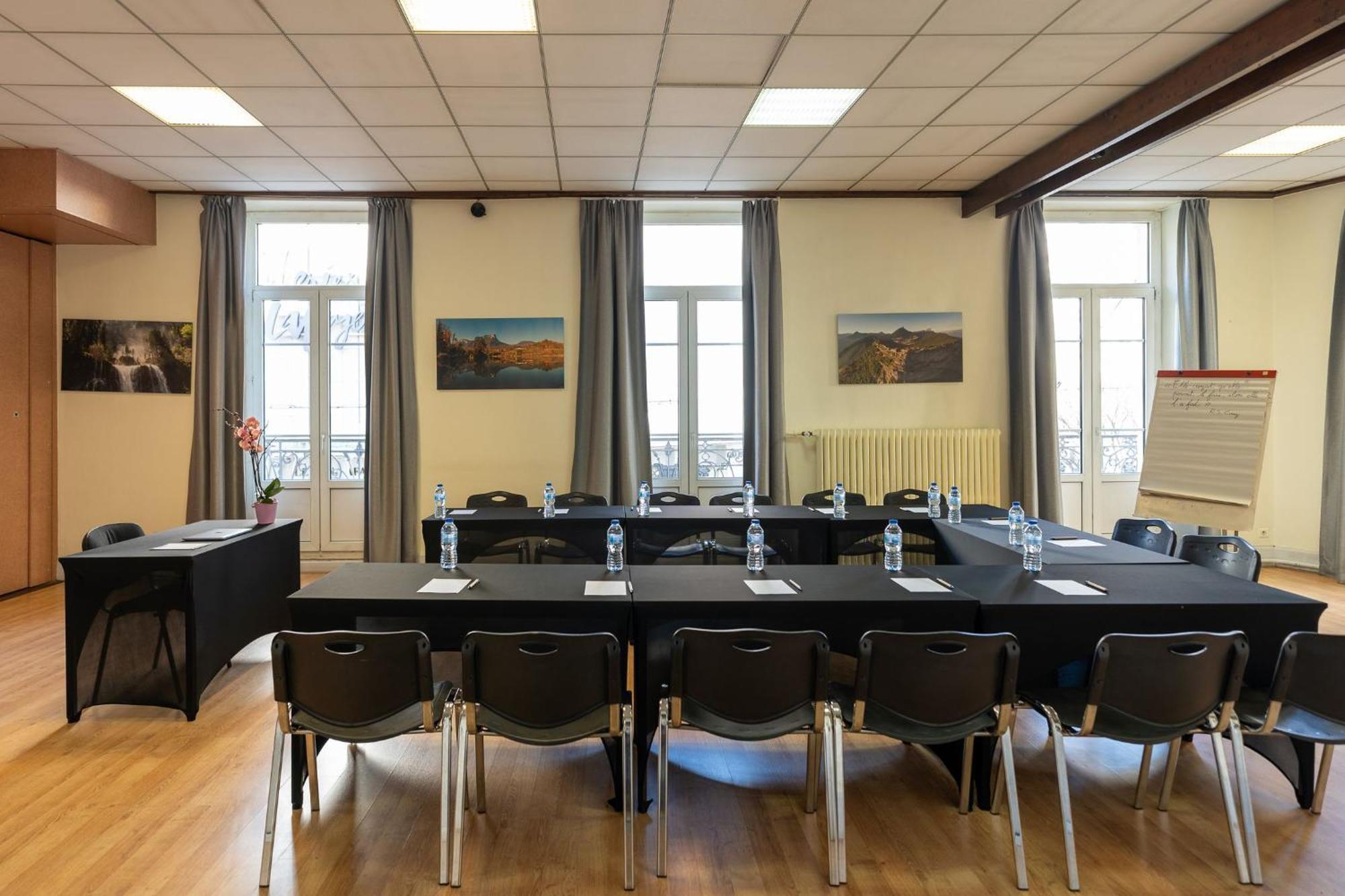 Hotel De L'Europe Grenoble Hyper-Centre Bagian luar foto